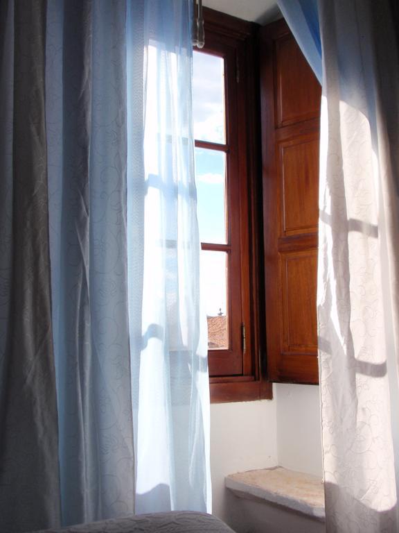 Alentejano Low Cost Hotel Estremoz Rom bilde